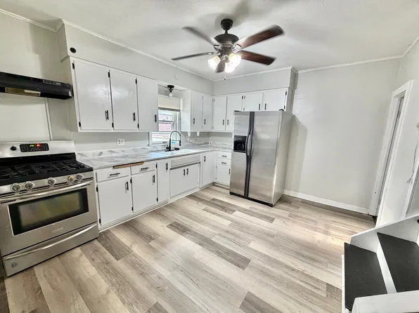 4024 10th Ave, Kenosha, WI 53140