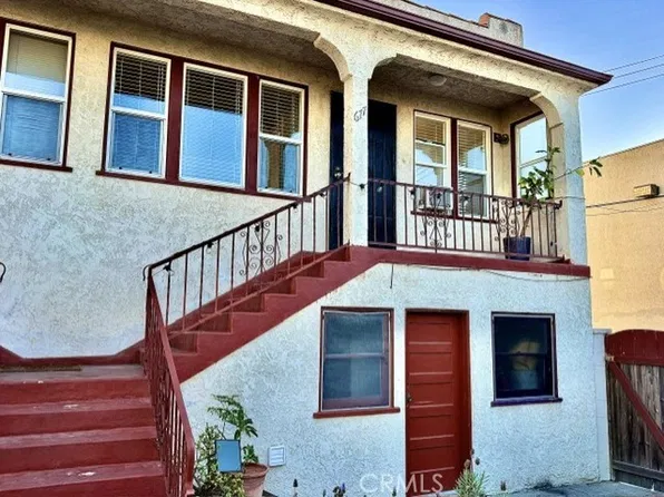 677 W 15th St, San Pedro, CA 90731