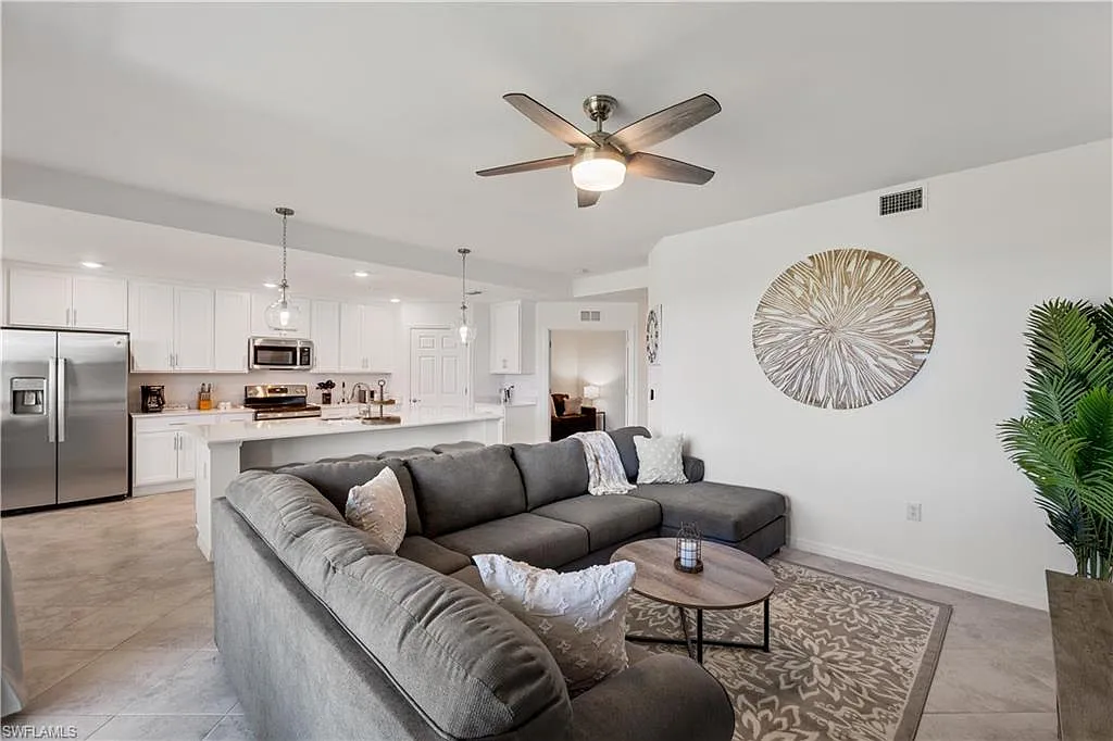 2 bed, 2.0 bath, 1569 sqft, $6,500 — Photo 4