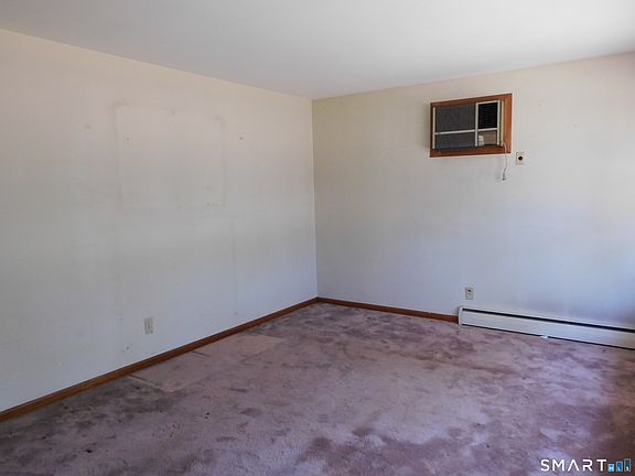 5th image of 132 North Airline Road