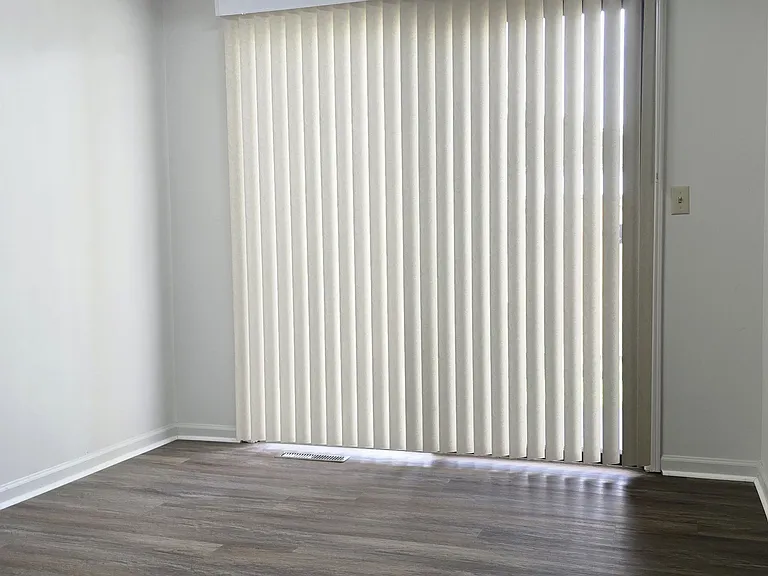 112 Meade St — Photo 12