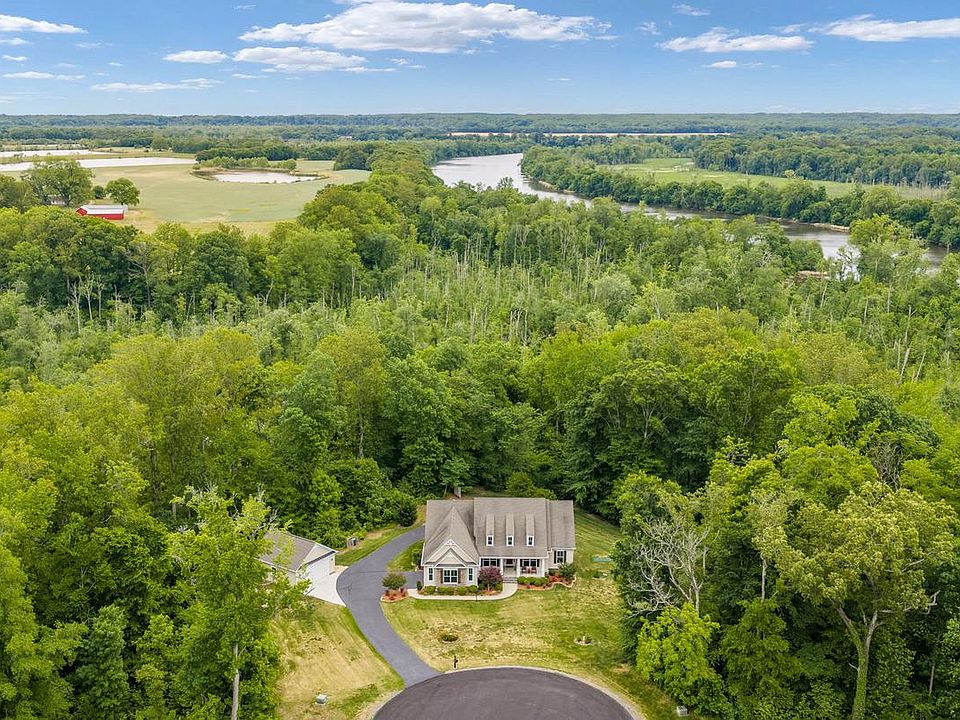 1st image of 438 Brenthem Farm Dr