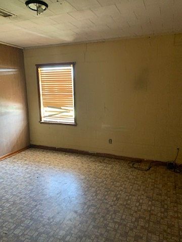 2nd image of 1607 Karla St