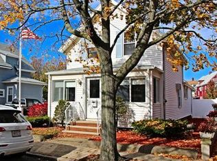 16 Ocean Ave, Winthrop, MA 02152