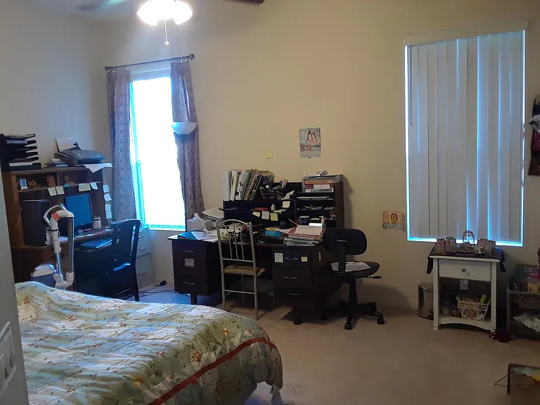 Master room (image 1)
