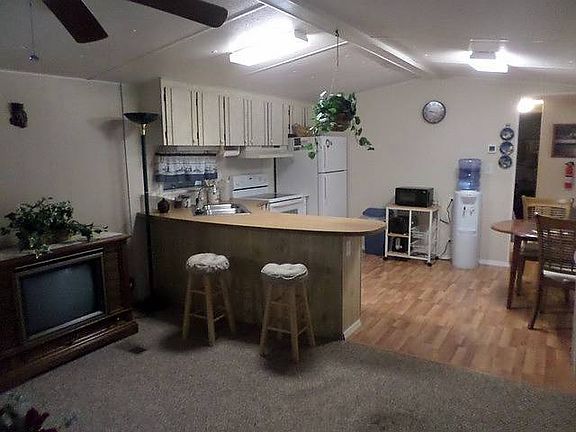 4th image of 200 Countryside Dr