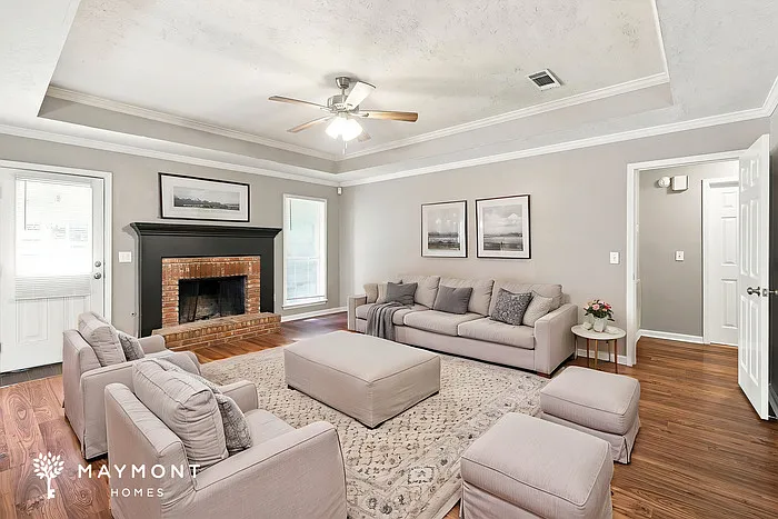 3 bed, 2.0 bath, 1750 sqft, $2,095 — Photo 4