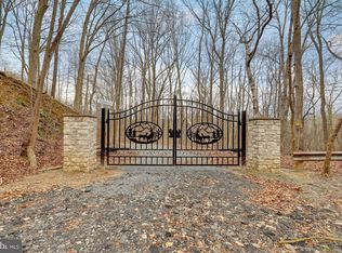 6000 River Forest Dr, Manassas, VA 20112