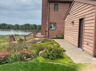 3346 Bayside Ct, La Crosse, WI 54601