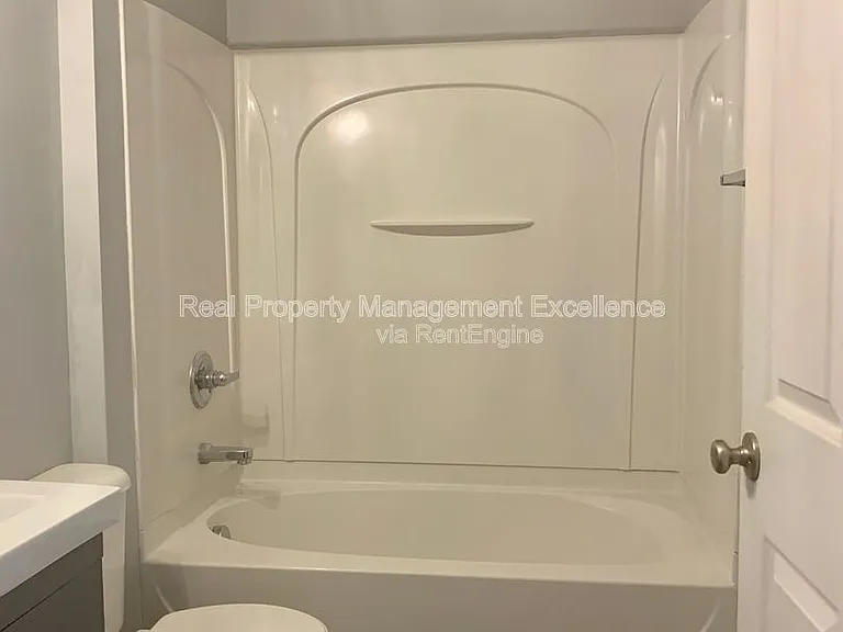 330 Gilman Ln #101 — Photo 11