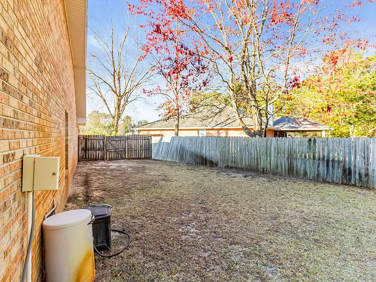 4429 Southminster Cir — Photo 23