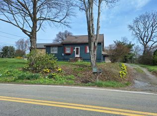 664 Tulip Dr, New Brighton, PA 15066
