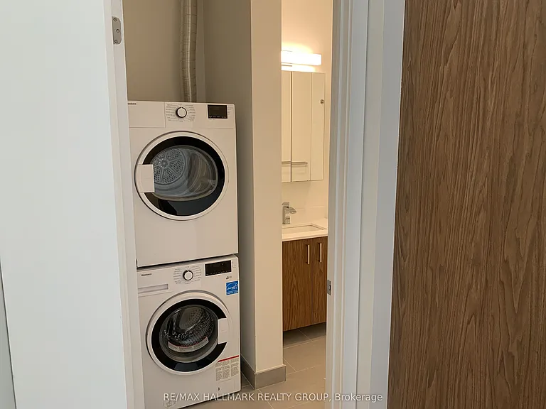 192 Bronson Ave #702 — Photo 9