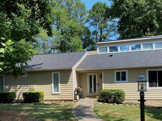 2647 Shadow Woods Cir NE, Marietta, GA 30062