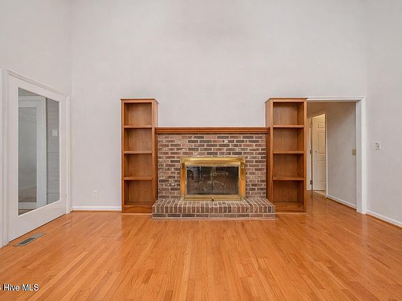 3rd image of 28900 Deercroft Drive