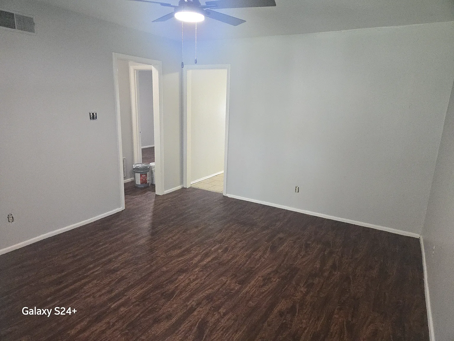 2 bed, 800 sqft, $1,450 — Photo 2