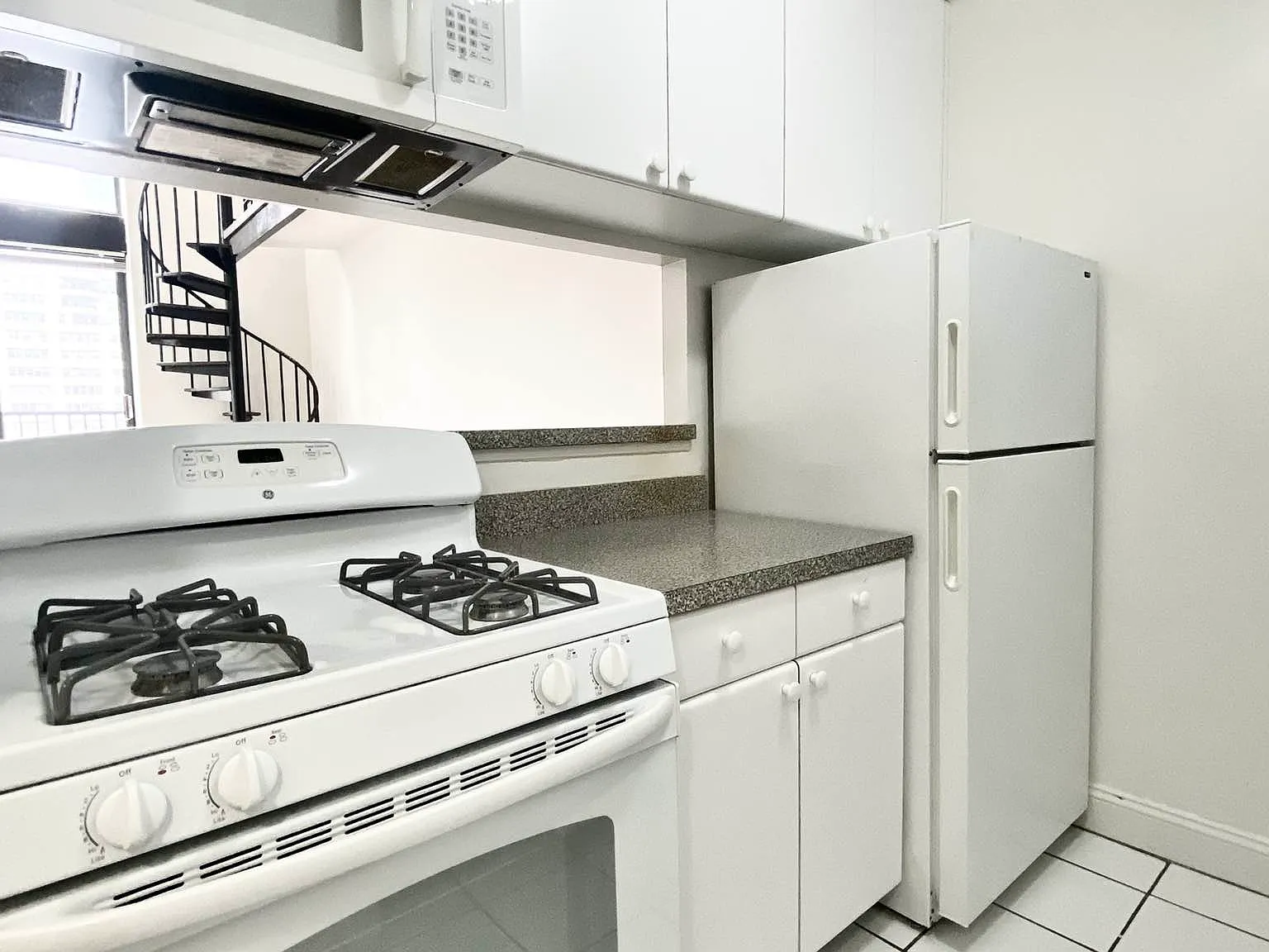 153 East 32nd Street — Photo 3