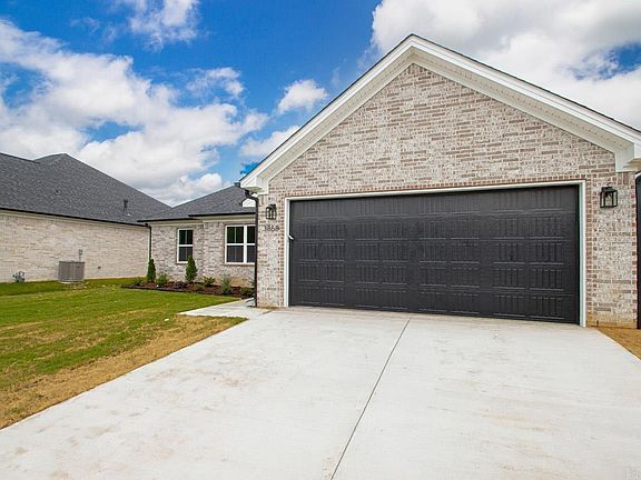 3rd image of 3868 Spencer Crossing Dr