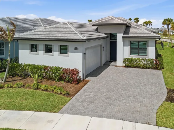 8695 SW Cantante Way, Port St Lucie, FL 34987