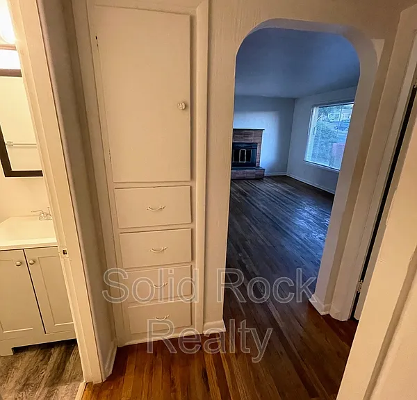 513 W Uintah St #1 — Photo 9