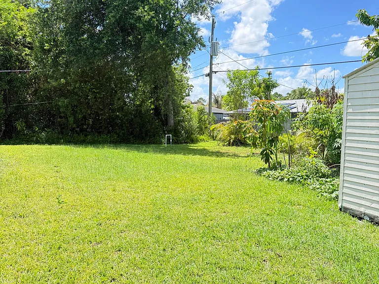 1319 SW Granville Ave — Photo 32