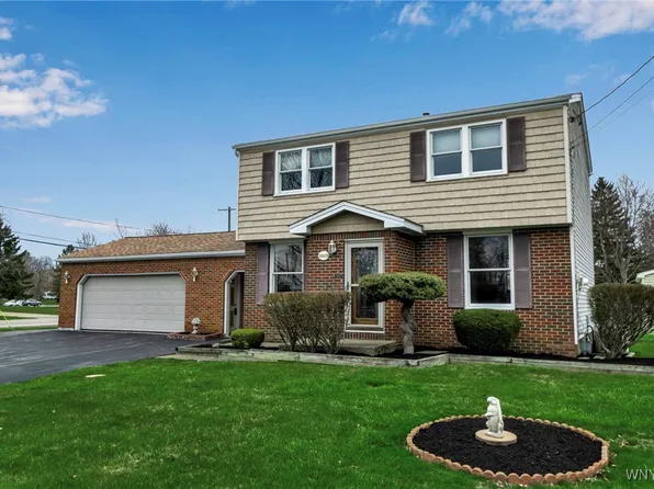 5003 Clarice Dr, Hamburg, NY 14075