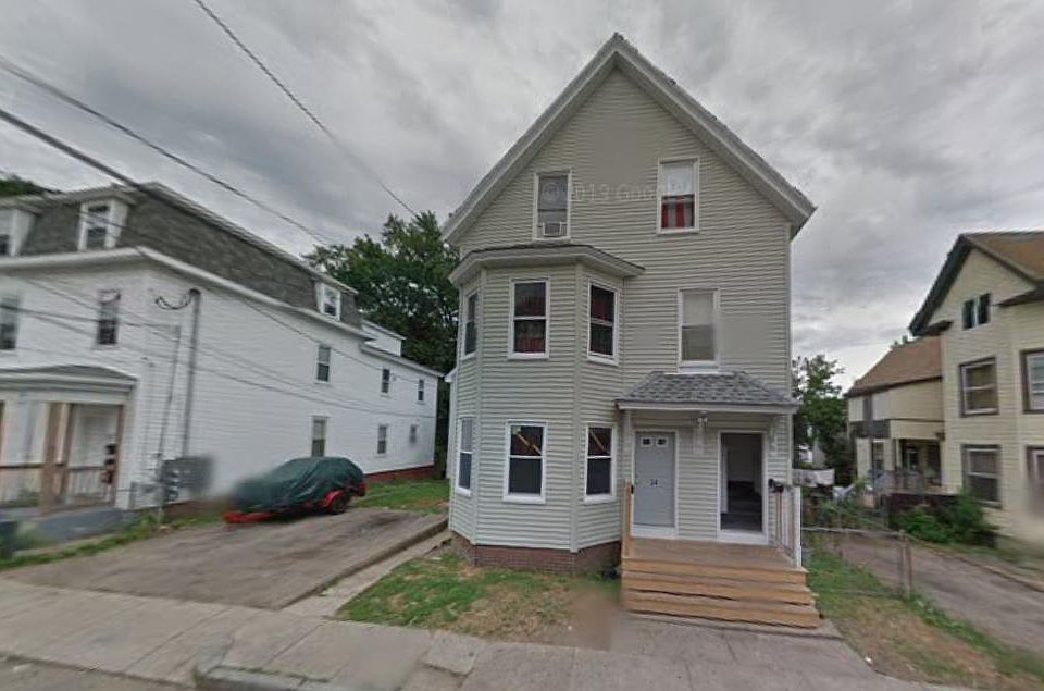 1st image of 34 Nichols St #1
