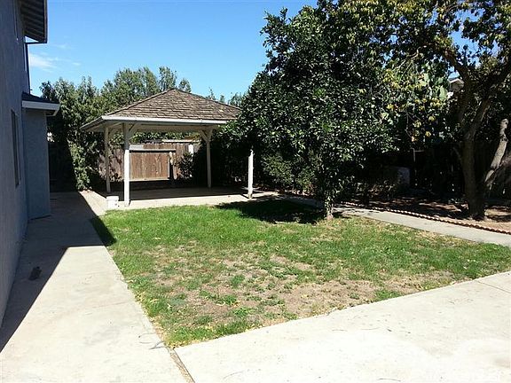 4th image of 560 S Del Puerto Ave