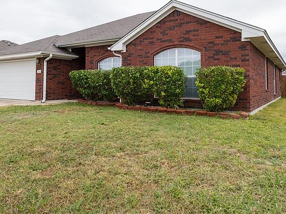 5th image of 2906 Wisteria Ln