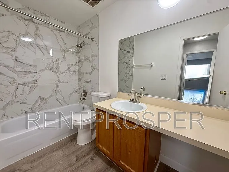 4151 S Semoran Blvd #11 — Photo 9