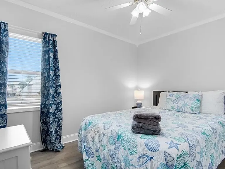 17462 Front Beach Rd #18 — Photo 12