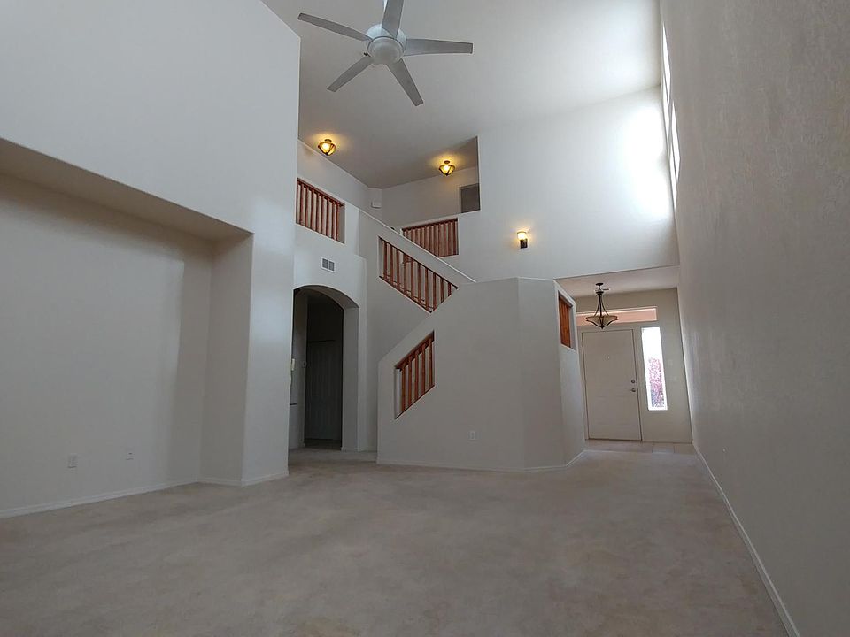 Please note the home has new laminate flooring and zero carpeting for easy maintenance.