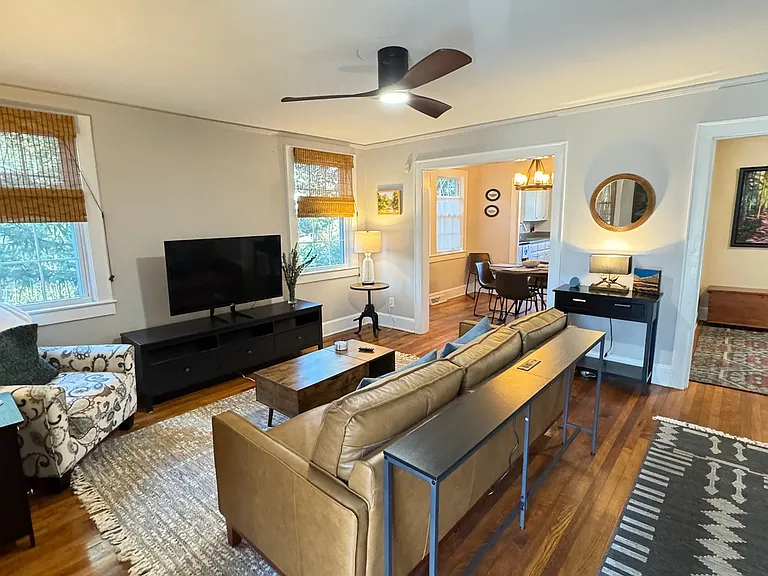 306 W Park Ave — Photo 4