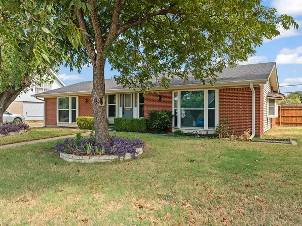2906 Cheyenne St, Irving, TX 75062
