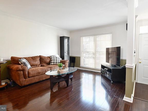 4th image of 4214 Devonwood Way