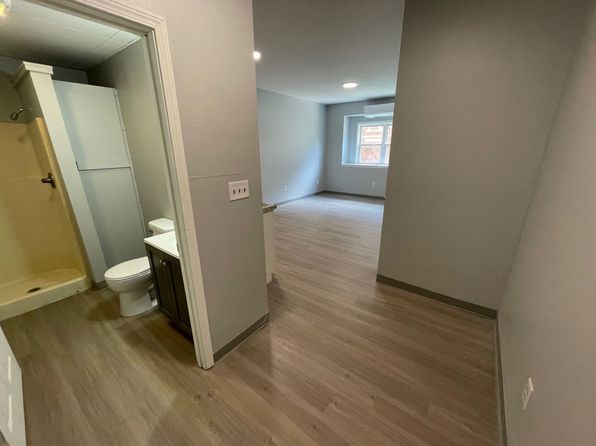 900 North St #7