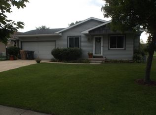 3914 Jenna Dr, Madison, WI 53704