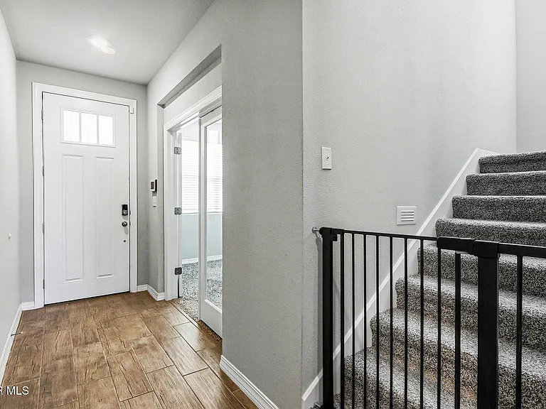 1048 Nepal Sky St — Photo 6