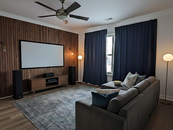 5th image of 290 NE 5th Ave APT 19