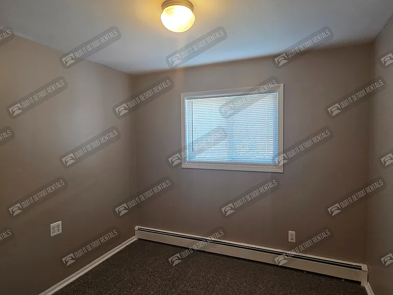 8125 Timken Ave — Photo 8