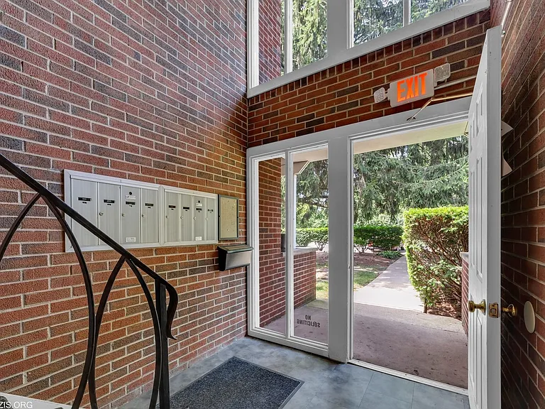 1156 Osterman Ave #B — Photo 13