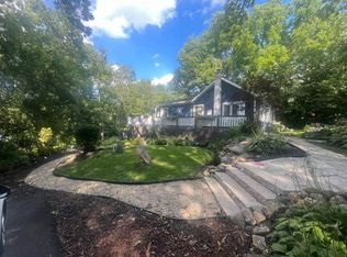 W8852 Hickory Rd, Delavan, WI 53115