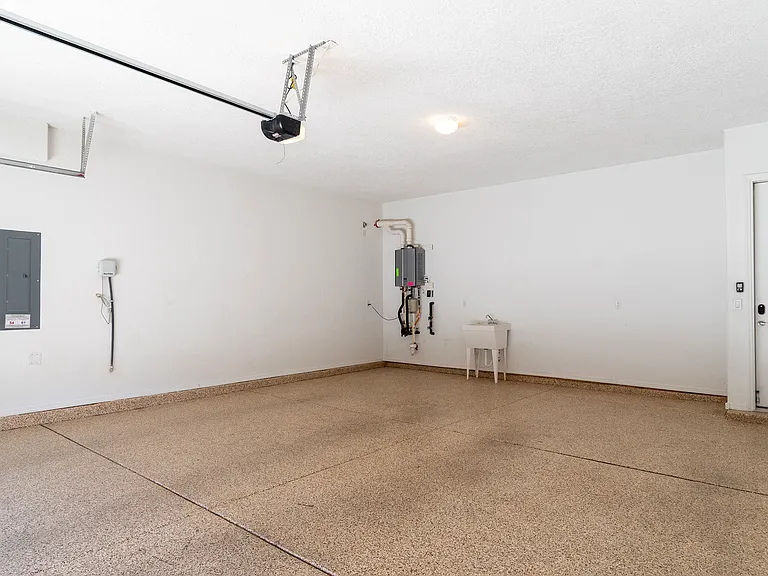 4138 Arboles Bonitos — Photo 15