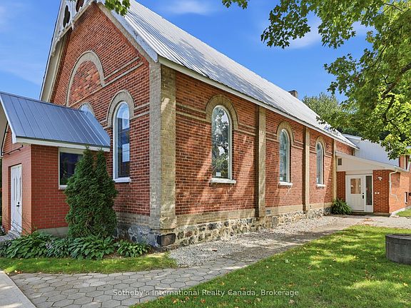 3rd image of 22 Melville St #C