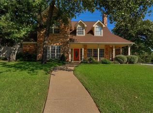 6101 Amicable Dr, Arlington, TX 76016