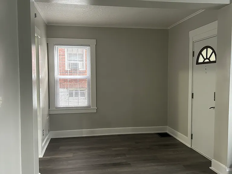 433 Ohio Ave — Photo 5