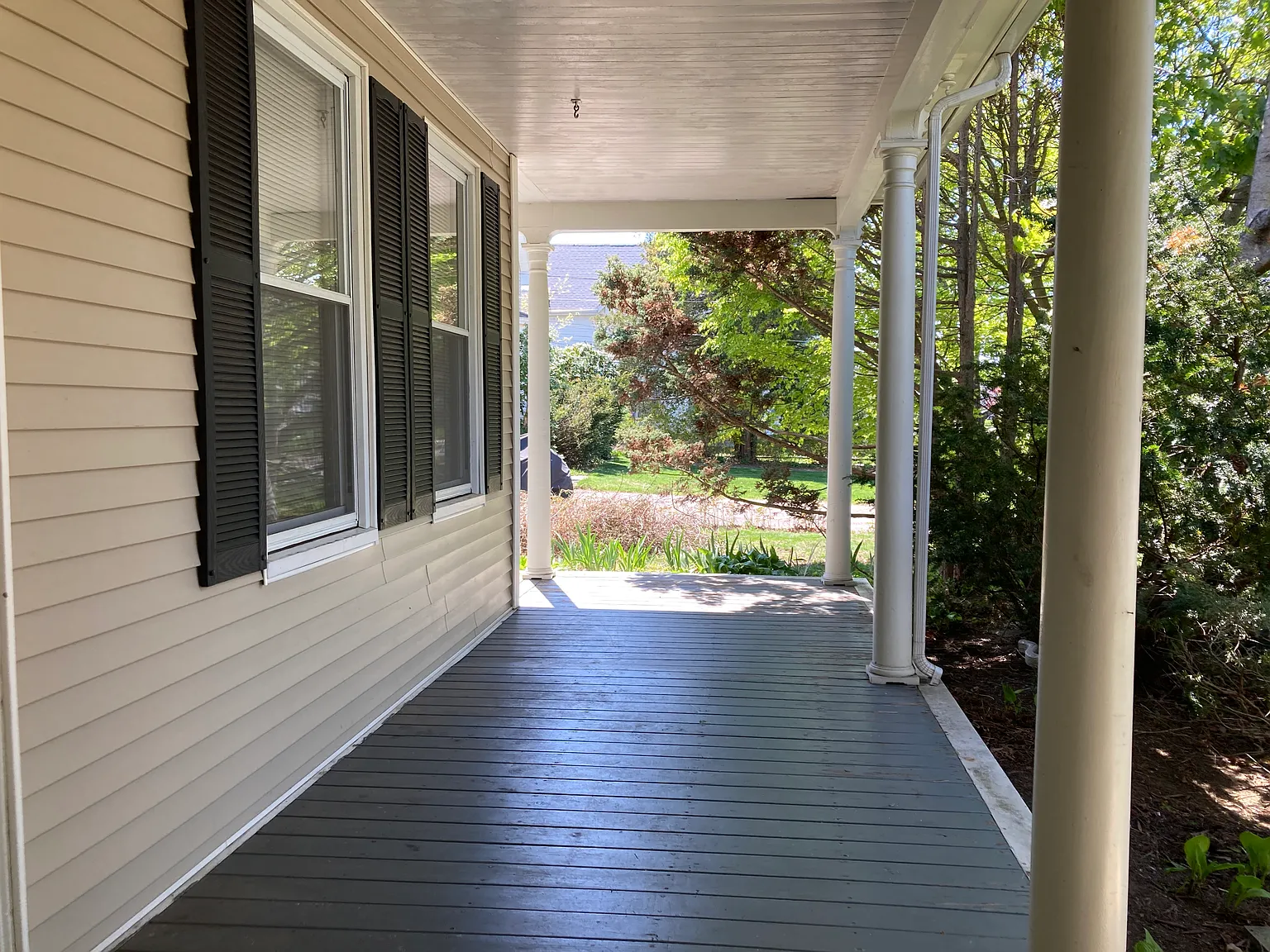 2 bed, 1000 sqft, $2,400 — Photo 3