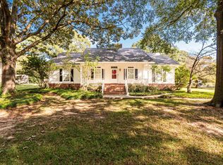 142 Eden St, El Dorado, AR 71730