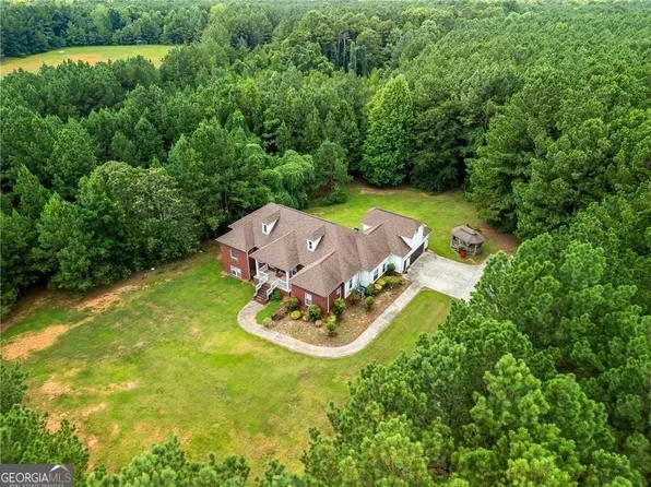 166 Freedom Ln, Commerce, GA 30530