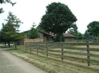 1711 S Forest Hill Rd, Troy, OH 45373